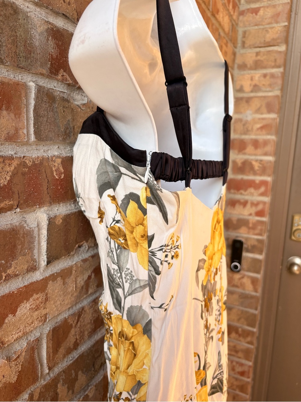 Anthropologie White Sheath Midi Dress with Yellow Floral Print size 0 - Picture 10 of 11